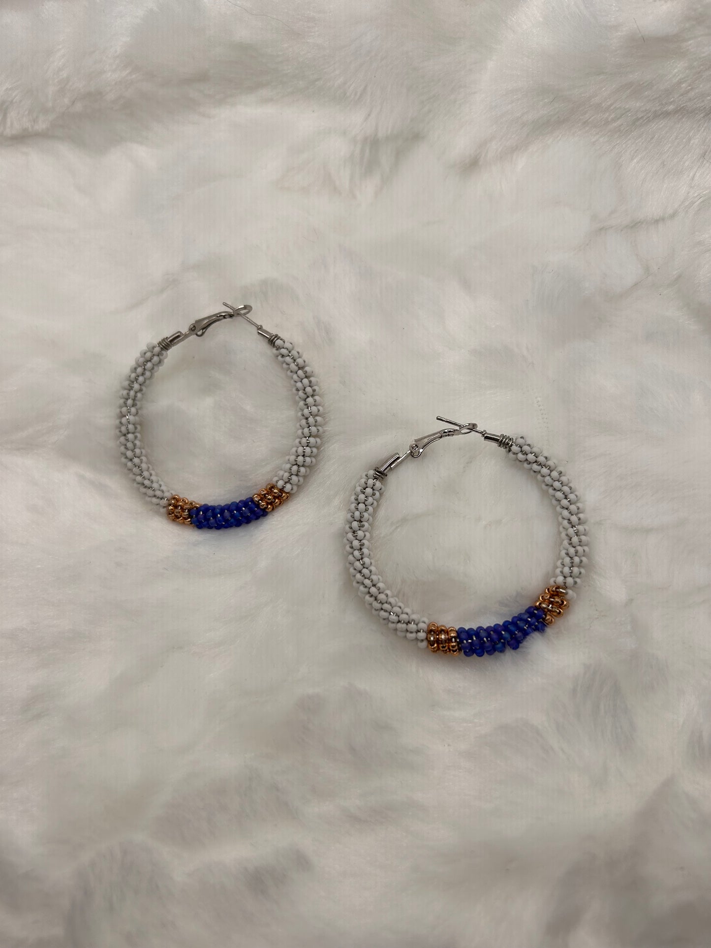 Blue, white & gold hoops